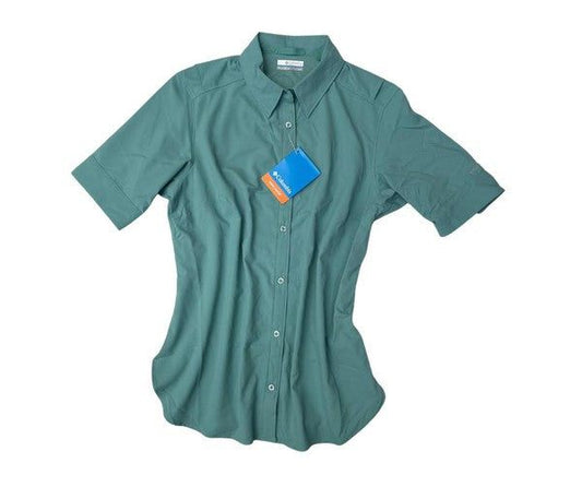 Columbia Blusa para mujer, manga larga Savanna Hill Solid Short sleeve shirt color: verde, talla: S.